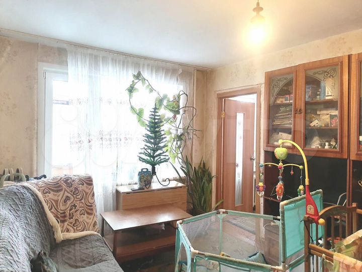 4-к. квартира, 59 м², 3/5 эт.
