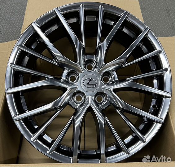 Новые диски R18 на Toyota Camry