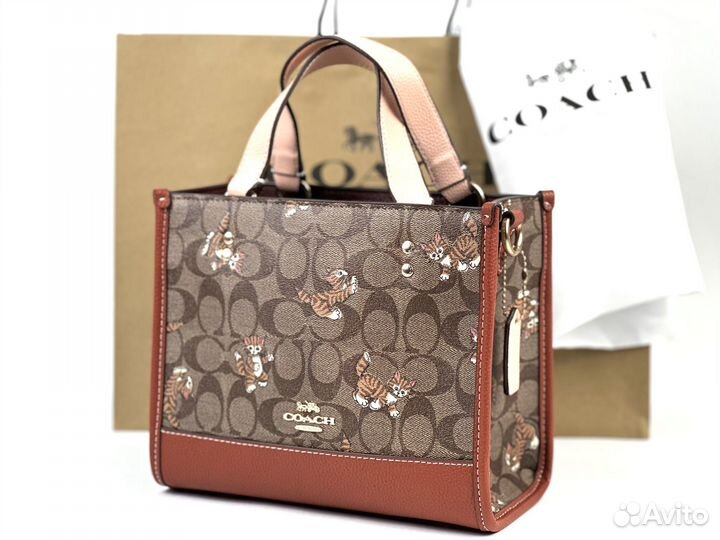 Сумка Coach Dempsey Tote 22