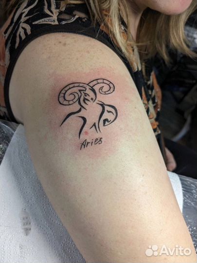 Модель на тату