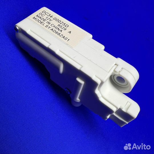 Замок дополнительного люка Samsung DC34-00025D