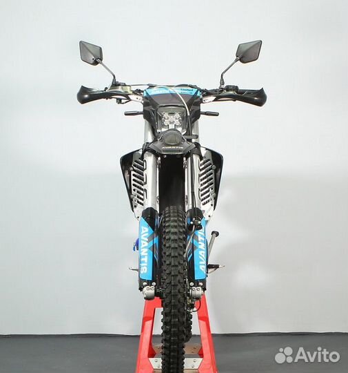 Мотоцикл Avantis Enduro 300 Carb PRO Exclusive (CB