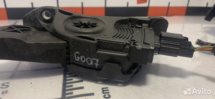 Педаль газа Ford Escape 3 2015