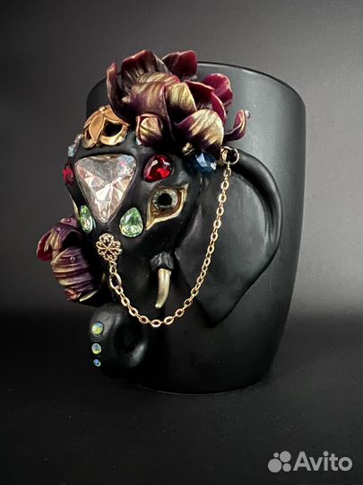 Кружка с декором из полимерной глины