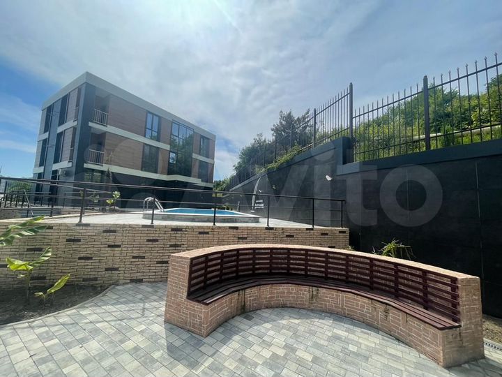 2-к. квартира, 50 м², 1/3 эт.