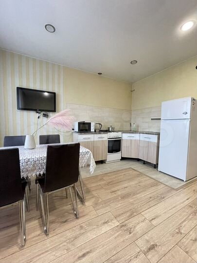 2-к. квартира, 59 м², 1/11 эт.