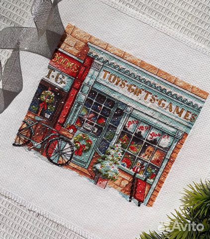 Картина вышитая крестом ручная работа