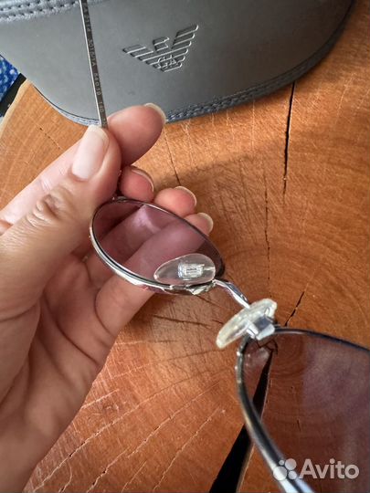 Солнцезащитные очки женские armani