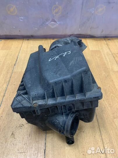 Корпус воздушного фильтра Opel Zafira B Z16XEP