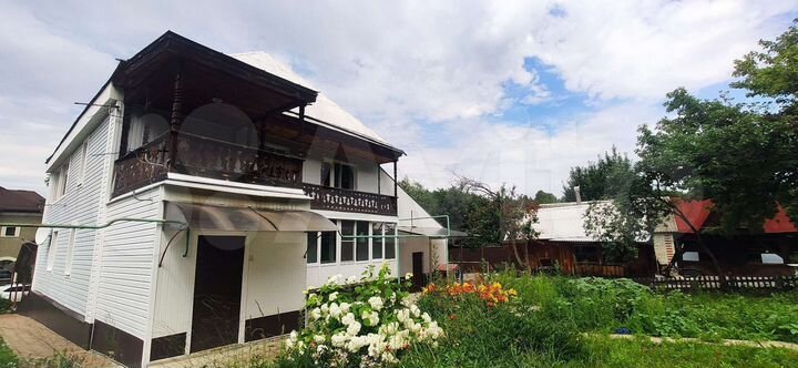 Дом 200 м² на участке 21 сот.