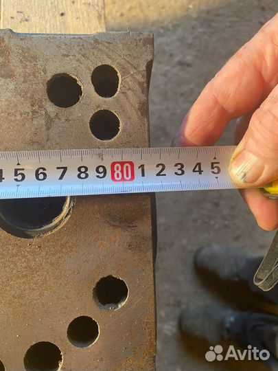 Головка блока шестицилиндрованного двс