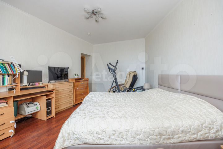 2-к. квартира, 75 м², 7/10 эт.