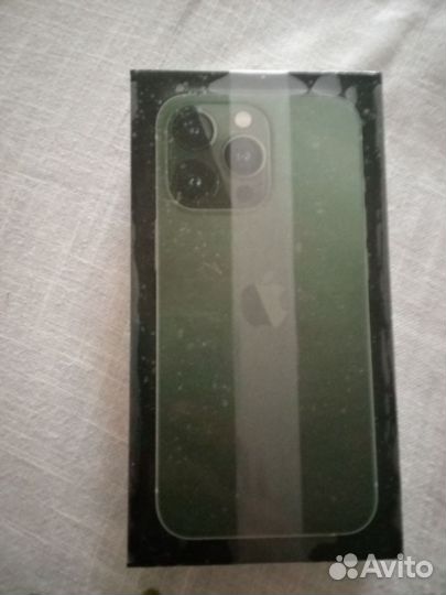 iPhone xr в корпусе 13