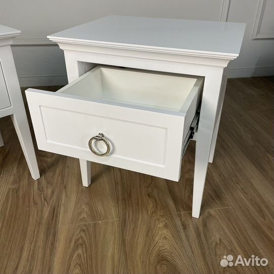 Дизайнерская тумба из массива с доставкой Melisa