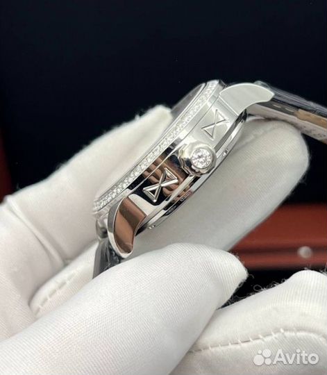 Женские наручные часы glashutte