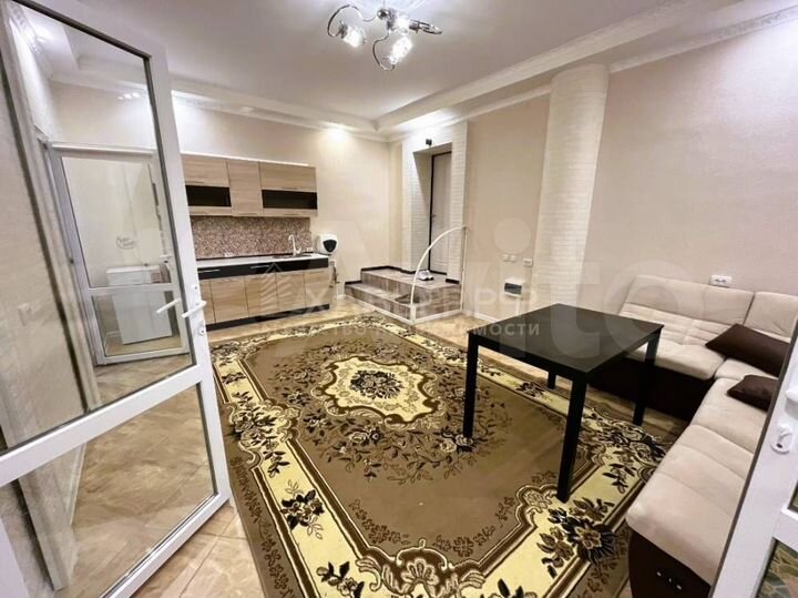 2-к. квартира, 77,8 м², 1/5 эт.