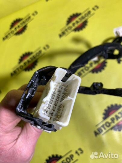 Проводка двери передняя левая Kia Quoris KH G6DJ