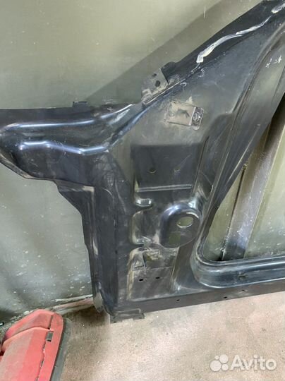 Боковина кузова левая cadillac sts 2005-2011