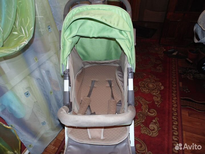 Прогулочная коляска