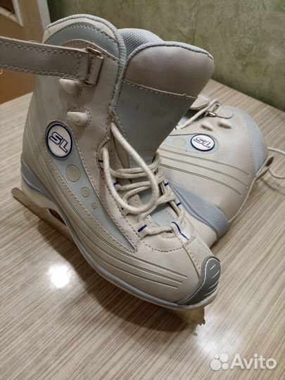 Коньки фигурные 38 размер утепленные