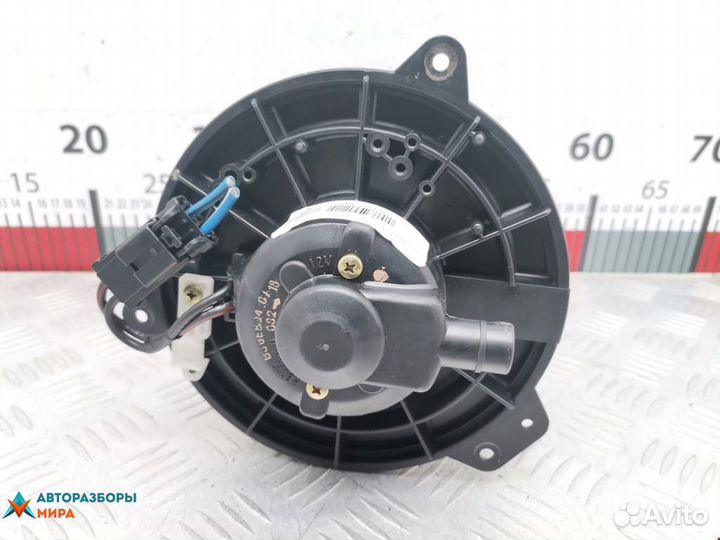 Моторчик печки Mazda Premacy CP 2000 GJ6A61B10