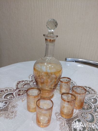 Графин хрустальный