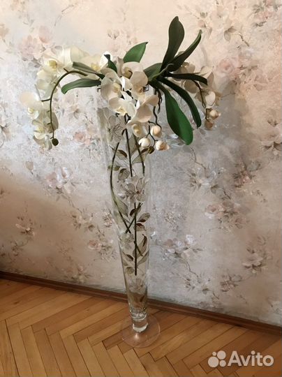 Ваза большая напольная, Европа