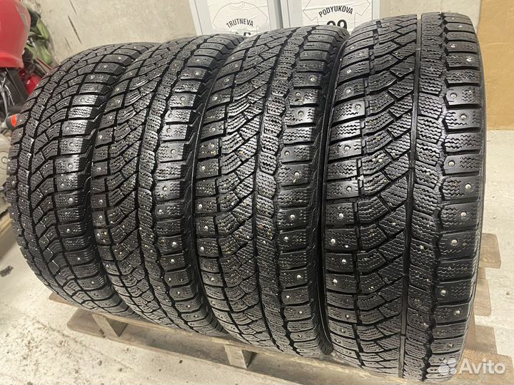 Viatti Brina Nordico V-522 205/65 R16 95T