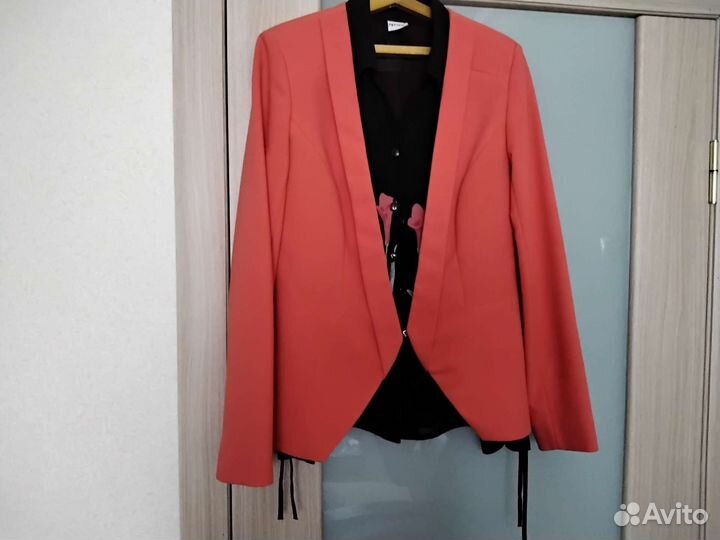 Женская одежда и обувь