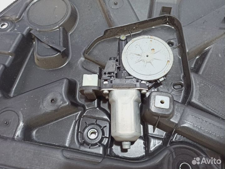 Стеклоподъемник электрический передний левый Nissa