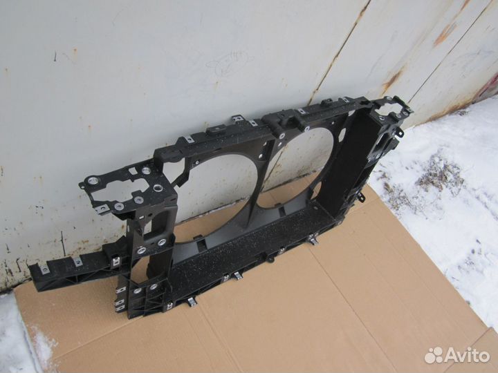 Передняя панель телевизор Infiniti G V36 V35 Q60