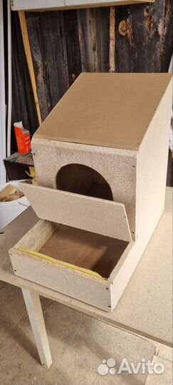Гнездо для кур с яйцесборником