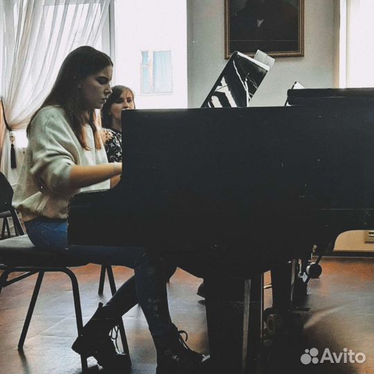 Репетитор по фортепиано
