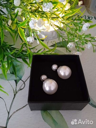 Серьги, бусы