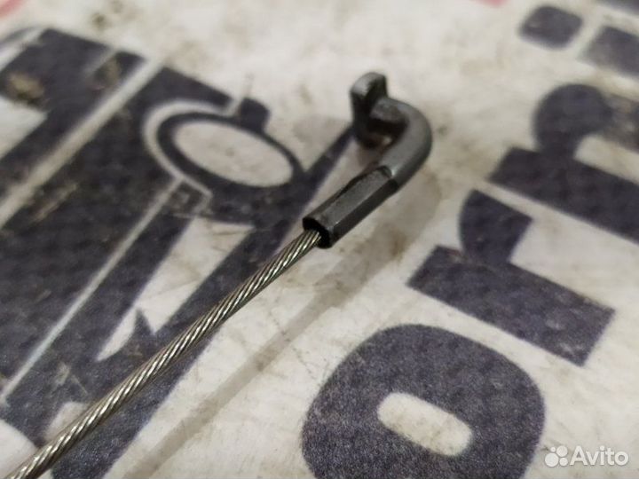 Трос замка багажника Mercedes Vito W639 2.1D 2007