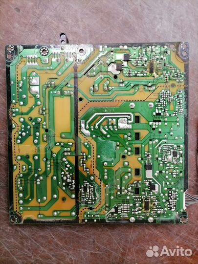 Блок питания к тв LG 42LF580V