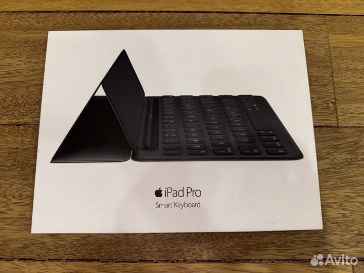 Чехол-клавиатура Apple SMART keyboard 9.7