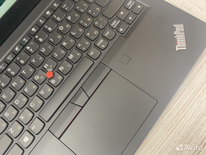 Ноутубк Lenovo Thinkpad X390 4 ядра Новый