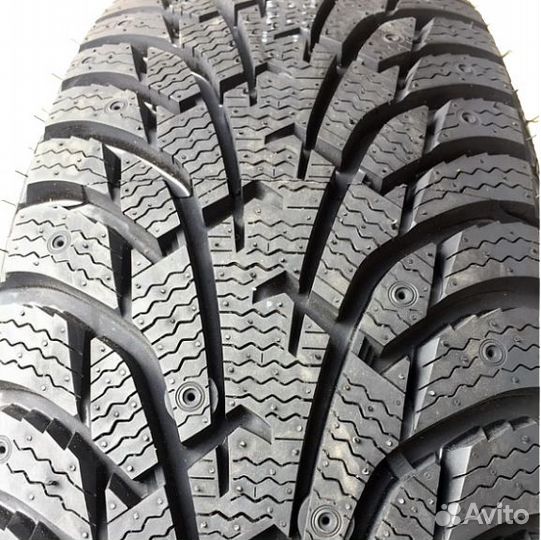 Maxxis NP5 Premitra Ice Nord 215/60 R16 99T