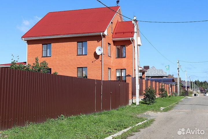 Кирпич облицовочный красный