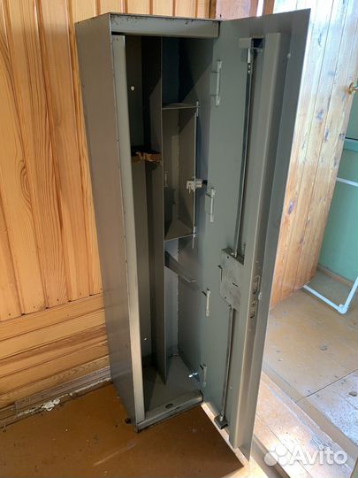 Оружейный сейф