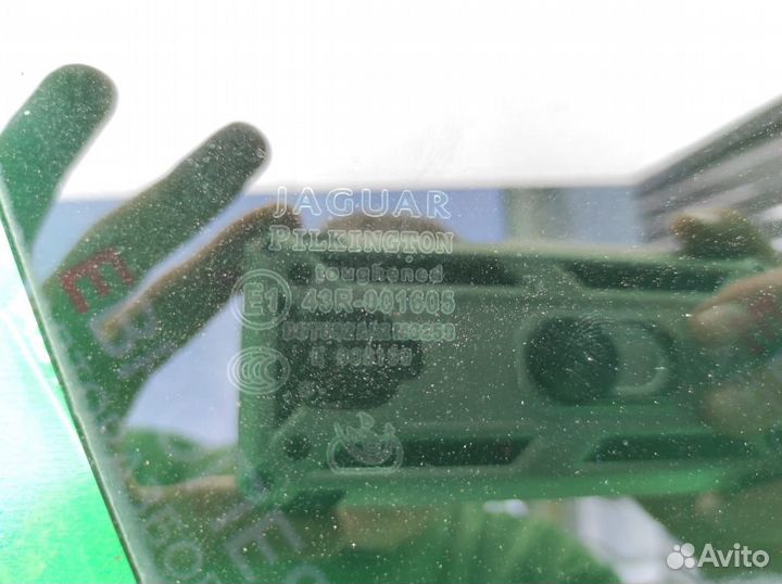 Стекло переднее правое jaguar xf