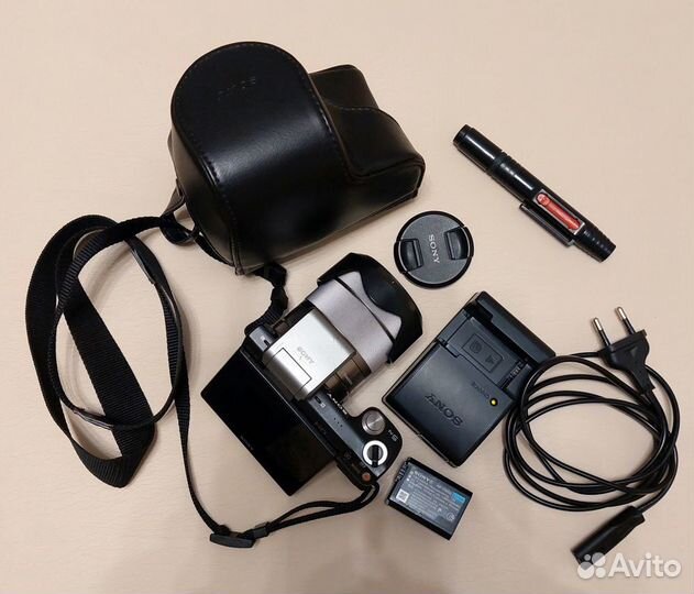 Продам фотоаппарат sony NEX 5N 50i