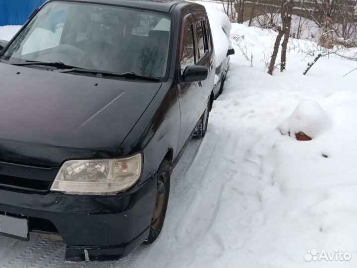Nissan Cube 1.3 AT, 2001, 300 000 км