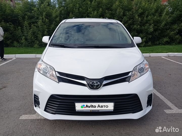 Toyota Sienna 3.5 AT, 2018, 65 000 км