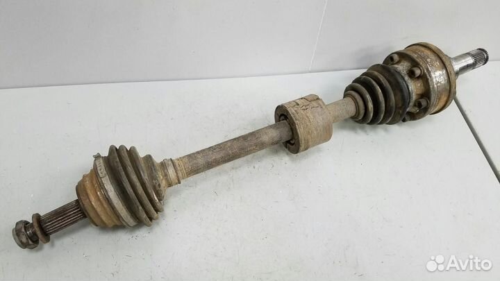 Привод в сборе передний левый Volkswagen Passat B3