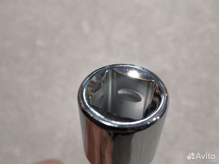 Набор торцевых головок и трещотки 1/2DR 12пр ombra