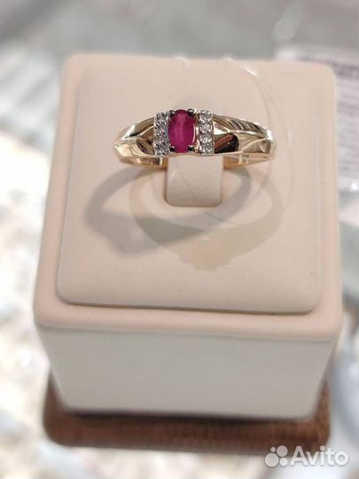 Кольцо с рубинами и бриллиантами 18,5 р 1,91 г 585