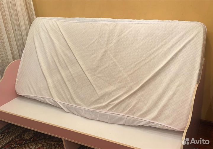 Продам детскую кровать