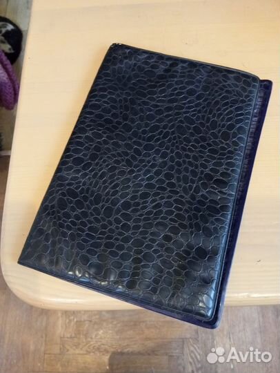 Папка, альбом с марками